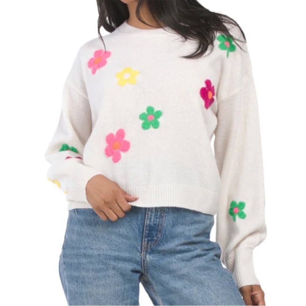 Brodie 100% Cashmere White Floral Crew Neck Sweater- Can fit XS-M